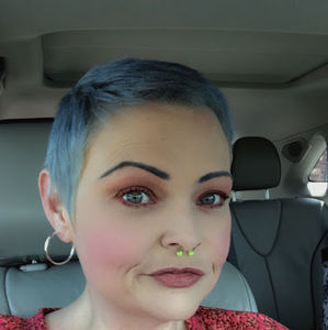 Meet your Posher, Vanessa